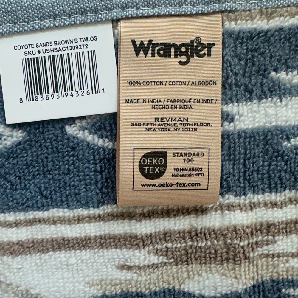 Wrangler Bath Towels Set of 2 Southwest Aztec Pattern Blue Brown NWT - Picture 3 of 4